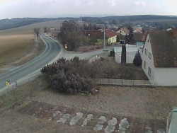 Vjezd do obce ze severu