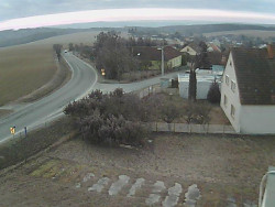 Vjezd do obce ze severu