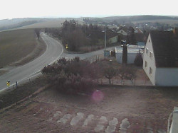 Vjezd do obce ze severu