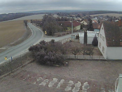 Vjezd do obce ze severu