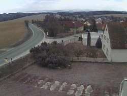 Vjezd do obce ze severu