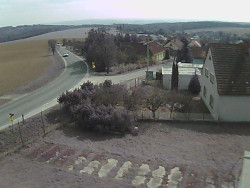 Vjezd do obce ze severu