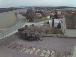 Vjezd do obce ze severu