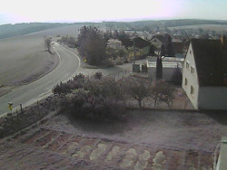 Vjezd do obce ze severu