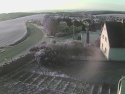 Vjezd do obce ze severu