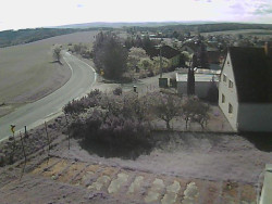 Vjezd do obce ze severu