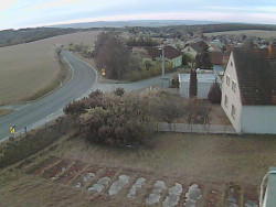 Vjezd do obce ze severu