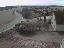 Vjezd do obce ze severu