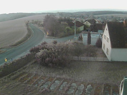 Vjezd do obce ze severu