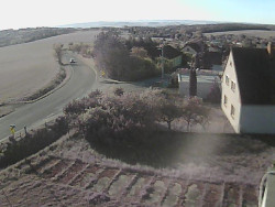 Vjezd do obce ze severu