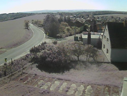 Vjezd do obce ze severu