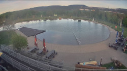 Koupací jezero
