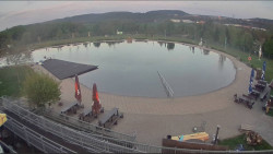 Koupací jezero