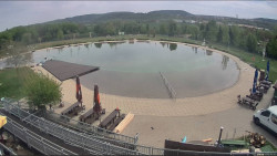 Koupací jezero