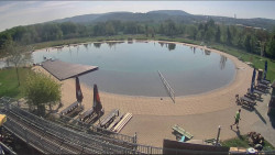 Koupací jezero