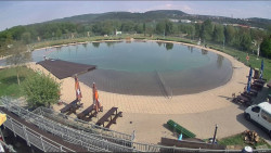 Koupací jezero