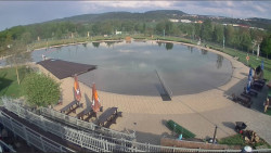 Koupací jezero