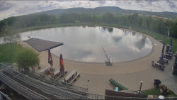 Koupací jezero