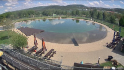 Koupací jezero