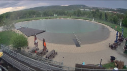 Koupací jezero