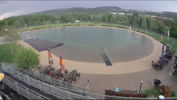 Koupací jezero