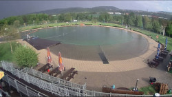 Koupací jezero