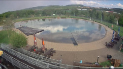Koupací jezero