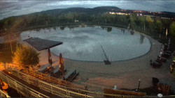 Koupací jezero
