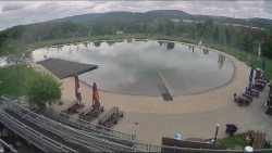 Koupací jezero