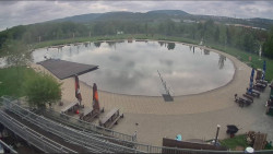 Koupací jezero