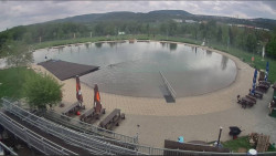 Koupací jezero