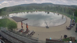 Koupací jezero