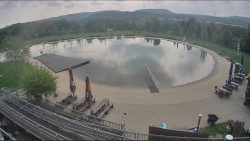 Koupací jezero