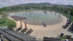 Koupací jezero