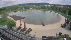 Koupací jezero
