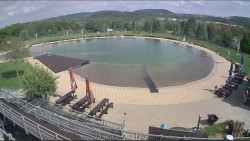 Koupací jezero