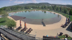Koupací jezero