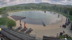 Koupací jezero