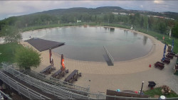 Koupací jezero