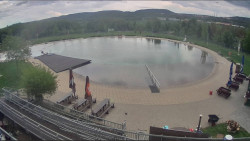Koupací jezero