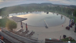 Koupací jezero