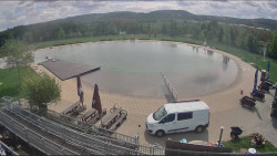 Koupací jezero