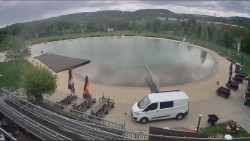 Koupací jezero