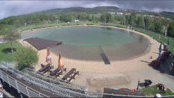 Koupací jezero