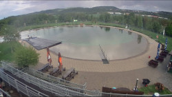 Koupací jezero
