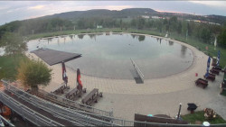 Koupací jezero