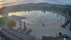 Koupací jezero
