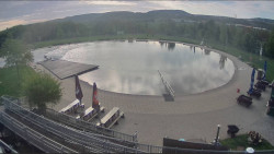 Koupací jezero