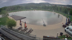 Koupací jezero