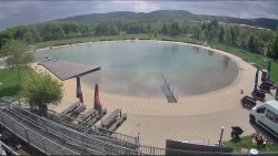Koupací jezero